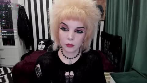 Snapshot of nancyaddams chatting on October 13, 11:40 pm Nancy online show from October 13, 11:40 pm