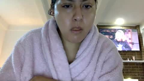 Snapshot of nancydrews5 chatting on September 14, 2:09 am nancydrews5 online show from September 14, 2:09 am