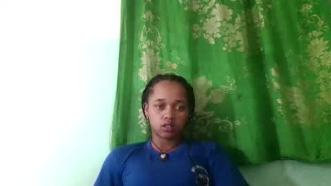 nandrianina416143 online show from May 14, 12:00 pm