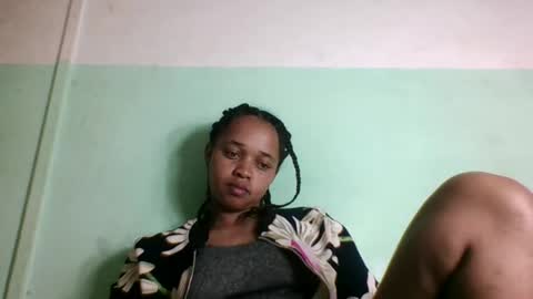 nandrianina416143 online show from May 30, 6:44 am