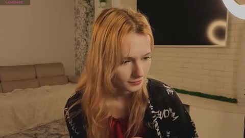 nannetteterrill online show from March 26, 6:37 am