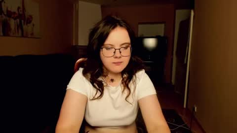 naomi_di online show from July 8, 8:22 pm