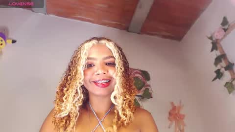 mara Jos online show from October 9, 6:17 am