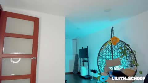 Naomi  online show from March 29, 1:04 am