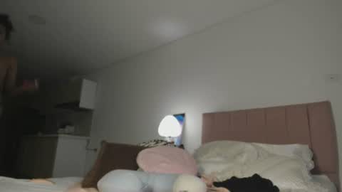 Naomii online show from June 11, 3:47 am