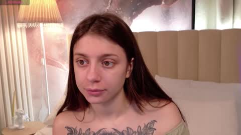 Naomi online show from November 4, 5:23 am