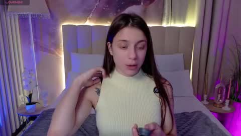 Naomi online show from November 13, 1:54 pm