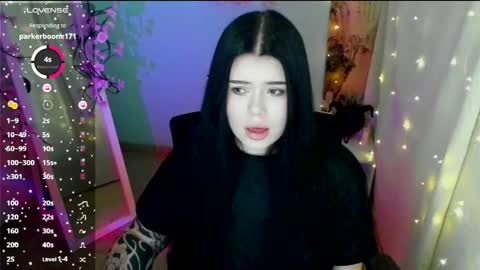 Naomi online show from May 11, 8:27 am