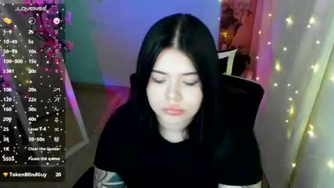 Naomi online show from July 3, 7:03 am