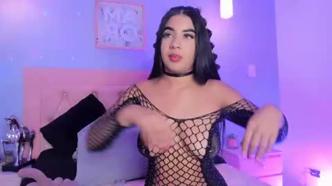 Naomy online show from June 26, 7:37 pm