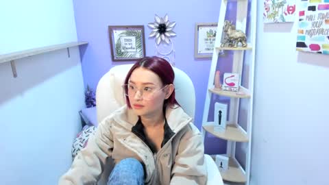 naomy online show from July 11, 1:38 am