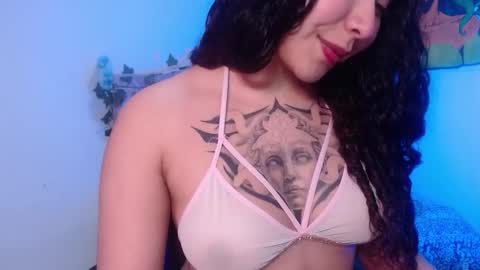 Nao online show from November 21, 3:25 pm