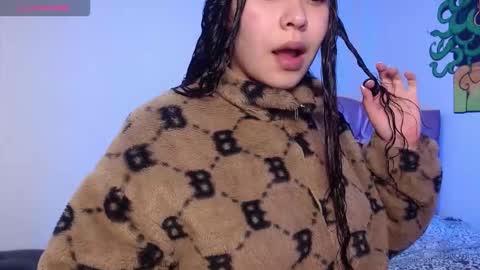 Snapshot of naomybenedetti chatting on October 17, 12:19 pm Nao online show from October 17, 12:19 pm