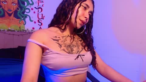 Snapshot of naomybenedetti chatting on January 29, 8:04 pm Nao online show from January 29, 8:04 pm