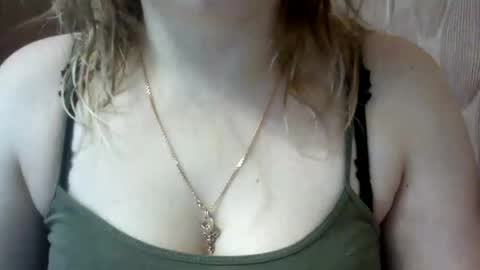 Snapshot of narcisjill chatting on February 9, 12:19 pm NarcisJill online show from February 9, 12:19 pm