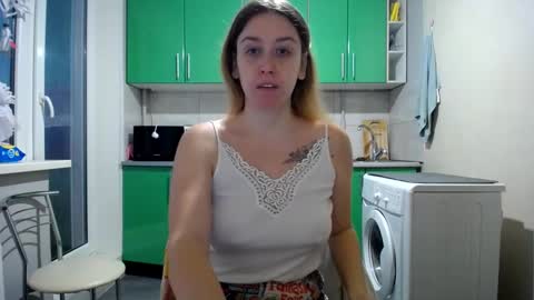 Snapshot of nastasiiaaforyou chatting on December 13, 1:33 pm nastasiiaaforyou online show from December 13, 1:33 pm