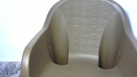 nasty_bitch110 online show from April 17, 2:02 am