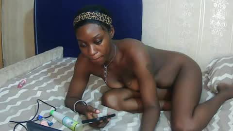 nastygurl01 online show from June 25, 5:34 am