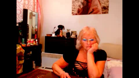 Snapshot of natali7634 chatting on February 3, 5:03 pm natali online show from February 3, 5:03 pm