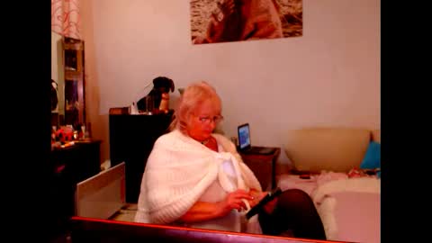 Snapshot of natali7634 chatting on February 27, 7:37 pm natali online show from February 27, 7:37 pm
