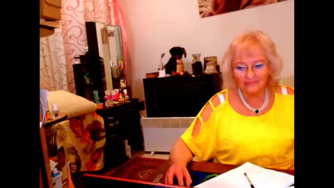 Snapshot of natali7634 chatting on February 2, 7:14 pm natali online show from February 2, 7:14 pm