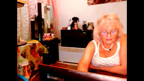 Snapshot of natali7634 chatting on January 27, 8:28 pm natali online show from January 27, 8:28 pm