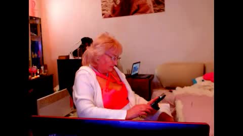 Snapshot of natali7634 chatting on March 1, 12:34 pm natali online show from March 1, 12:34 pm