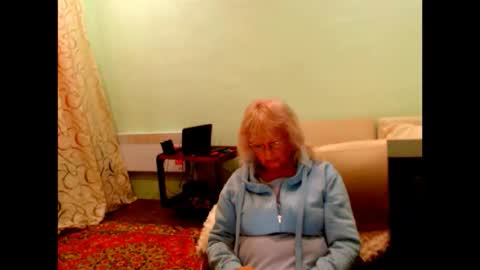 Snapshot of natali7634 chatting on October 12, 4:20 pm natali online show from October 12, 4:20 pm