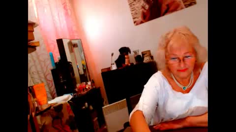 Snapshot of natali7634 chatting on February 22, 11:13 am natali online show from February 22, 11:13 am