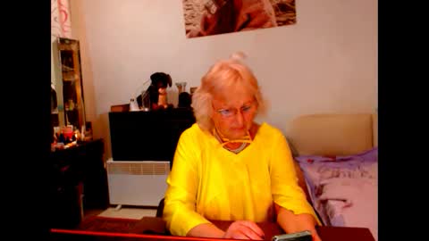 Snapshot of natali7634 chatting on March 4, 6:18 pm natali online show from March 4, 6:18 pm