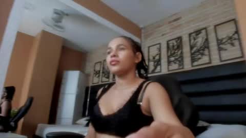 natalia_cantillo online show from May 1, 12:08 pm