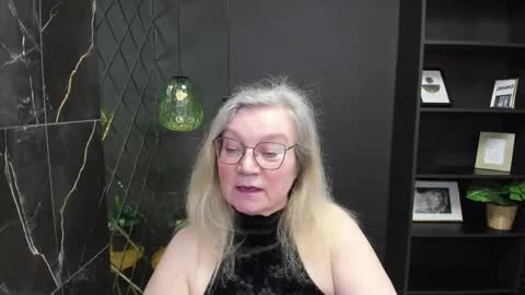 Snapshot of natalicloud chatting on February 26, 2:49 pm NataliCloud online show from February 26, 2:49 pm