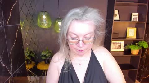 NataliCloud online show from May 18, 1:06 pm
