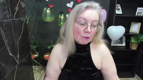 Snapshot of natalicloud chatting on February 16, 1:05 pm NataliCloud online show from February 16, 1:05 pm