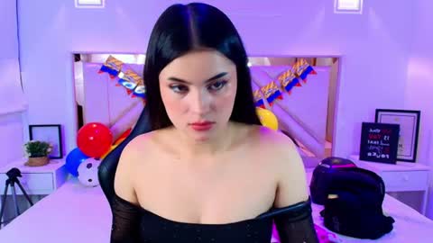 natalie  online show from June 24, 8:19 pm