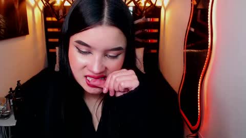 natalie  online show from April 13, 7:58 pm