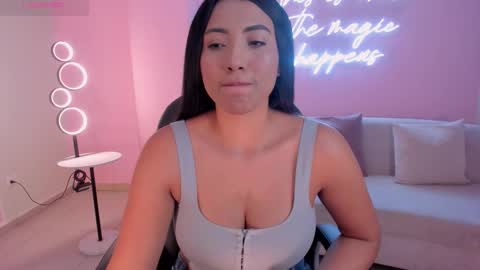 Natalie Lewis online show from February 28, 1:10 pm