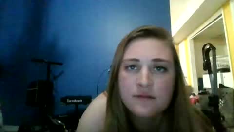 natalielynn4216 online show from May 24, 3:49 am