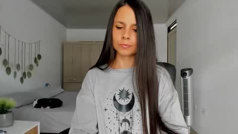 natalyfitt_7 online show from May 4, 7:28 pm