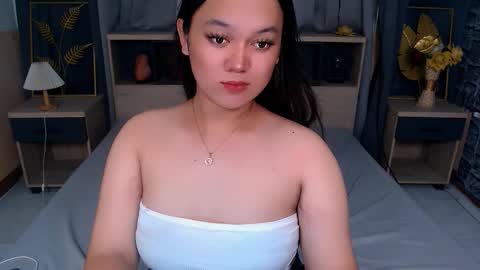 natasha_santiago5 online show from November 11, 4:15 pm