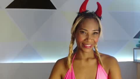 Snapshot of natashadormat chatting on December 30, 7:42 pm natashadormat online show from December 30, 7:42 pm