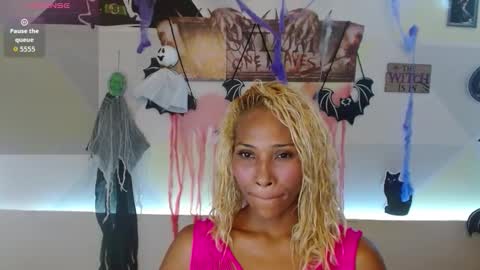 natashadormat online show from October 27, 2:45 pm