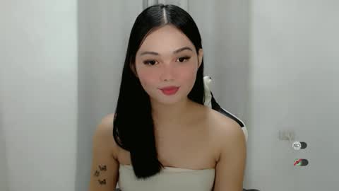 nathalie online show from September 30, 1:50 pm