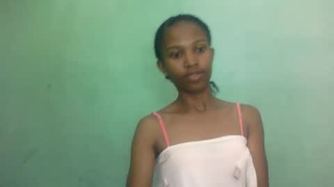 nathalie004 online show from October 7, 7:57 am