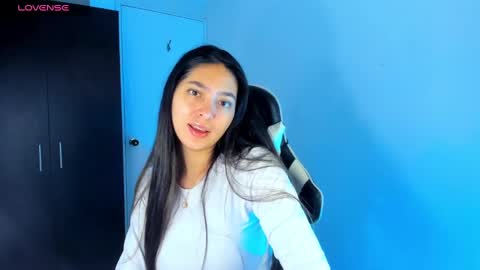 Nathalie online show from December 23, 12:19 pm