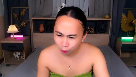 Snapshot of nathalyastone chatting on September 14, 12:41 am SWEET NATHALYA online show from September 14, 12:41 am