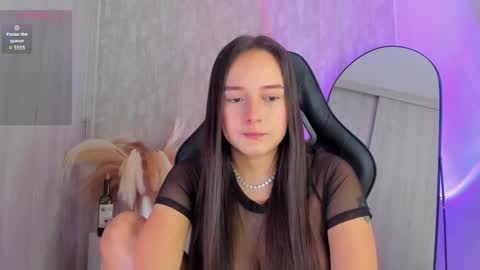 nathalyxx_ online show from February 25, 2:37 pm