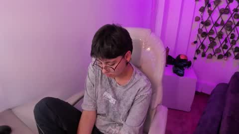 nathalyy_ds online show from March 5, 9:43 pm