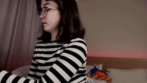 natsumi18 online show from May 21, 5:49 am