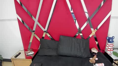 natsumiht online show from September 30, 7:47 am